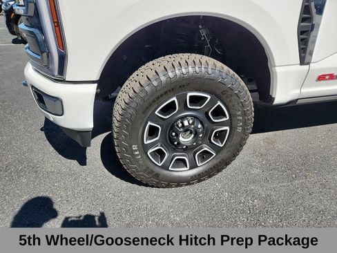 Used 2024 Ford F350 Platinum AWD/4WD image 5