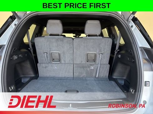 New 2026 Jeep Grand Cherokee L Laredo AWD/4WD image 9