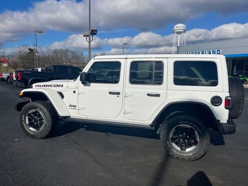 Used 2021 Jeep Wrangler Unlimited Rubicon w/ Cold Weather Group image 2