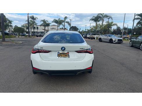 Used 2023 BMW i4 eDrive35 RWD image 8