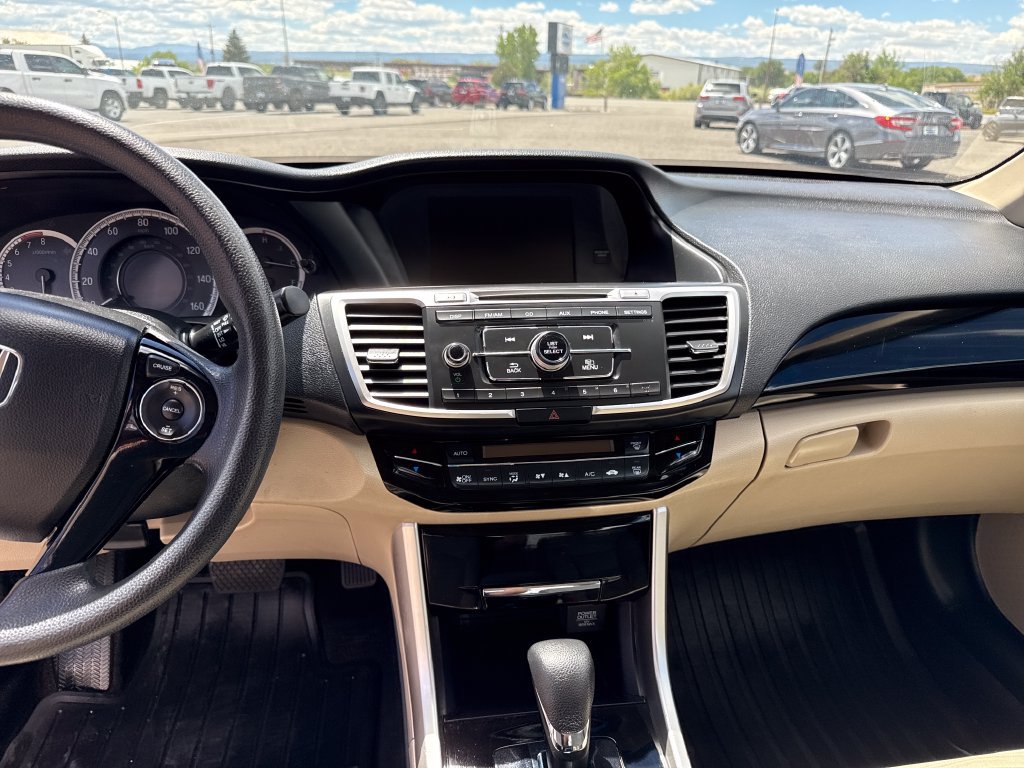 Used 2016 Honda Accord LX image 17