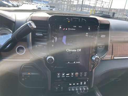 Certified 2021 RAM 3500 Limited image 18