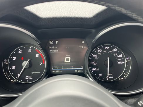 Used 2018 Alfa Romeo Stelvio Ti Sport AWD/4WD image 16