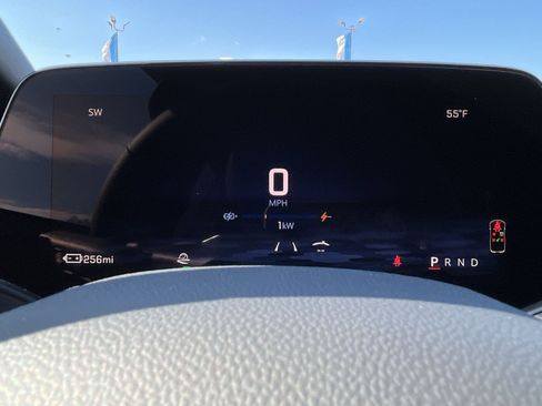 New 2026 Chevrolet Equinox EV LT image 16