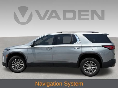 Used 2023 Chevrolet Traverse LT FWD image 4