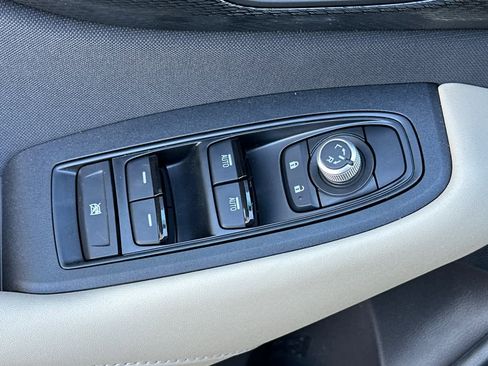 New 2025 Subaru Outback Premium image 11