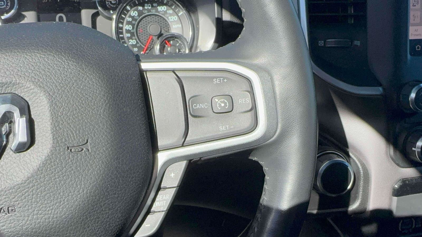 Used 2023 RAM 1500 Big Horn AWD/4WD image 17