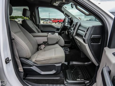 Used 2018 Ford F250 XLT w/ FX4 Off-Road Package AWD/4WD image 34