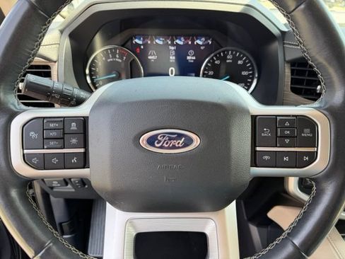 Used 2024 Ford Expedition Max Limited AWD/4WD image 16