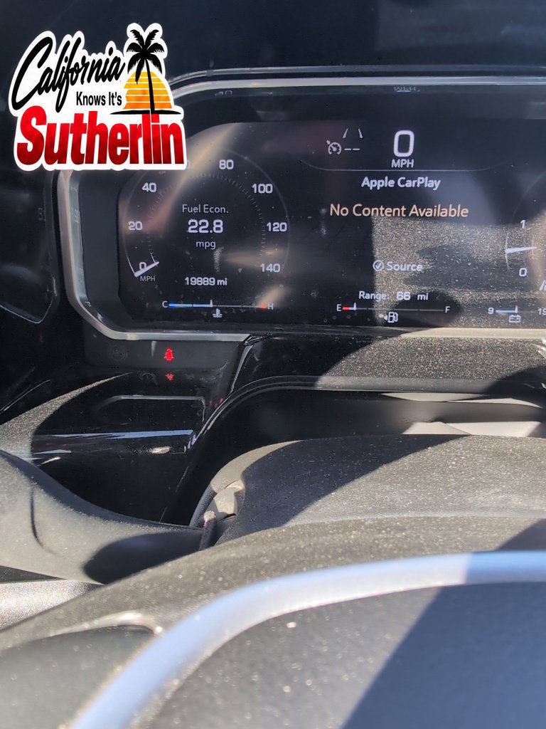 Used 2026 GMC Sierra 1500 SLT RWD image 1