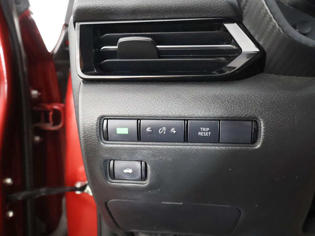Used 2024 Nissan Sentra SR FWD image 34