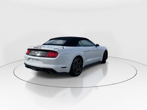 Used 2022 Ford Mustang Premium image 8