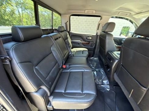 Used 2018 GMC Sierra 1500 SLT w/ SLT Premium Package AWD/4WD image 21