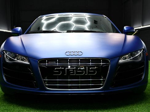 Used 2011 Audi R8 V10 image 3