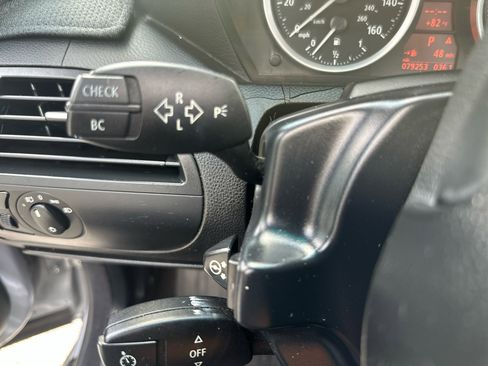 Used 2006 BMW 650i Convertible image 21