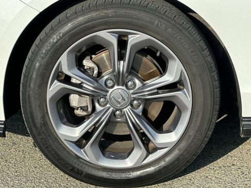 Used 2023 Honda Accord EX image 30