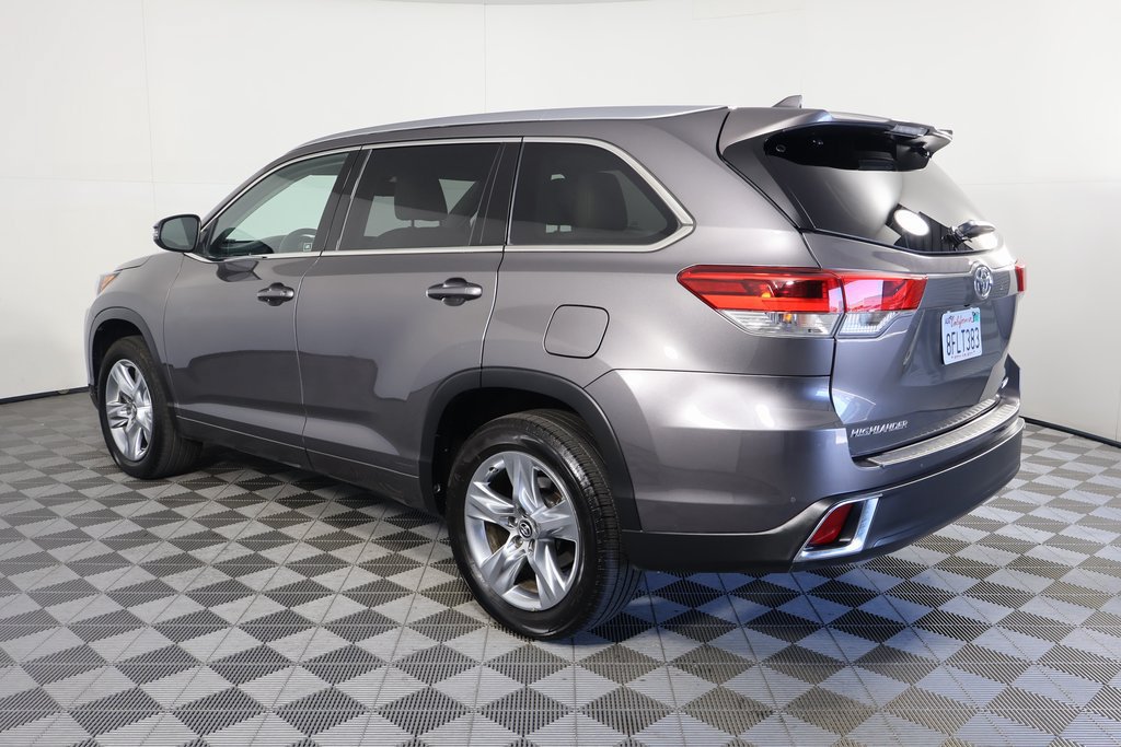 Used 2018 Toyota Highlander Limited FWD image 6