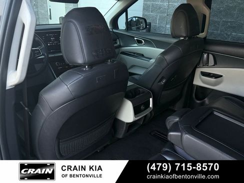 Used 2024 Kia Carnival LX image 26
