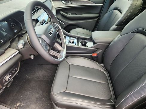 New 2026 Jeep Grand Cherokee Limited AWD/4WD image 12