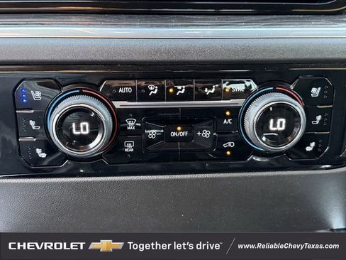 Used 2025 Chevrolet Silverado 1500 LTZ AWD/4WD image 20