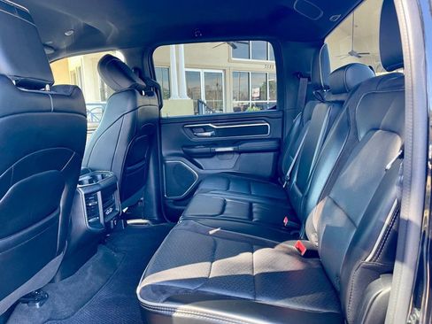 Used 2024 RAM 1500 Laramie image 12