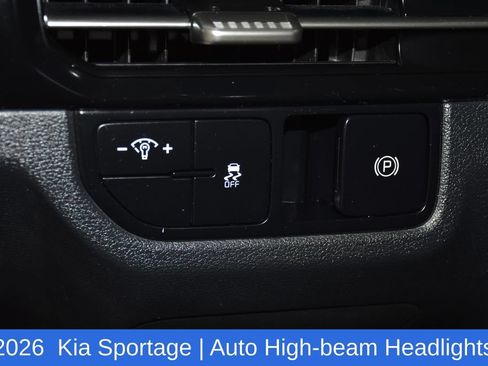 Used 2026 Kia Sportage LX FWD image 9
