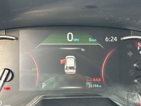 Used 2025 Toyota RAV4 XLE AWD/4WD image 21