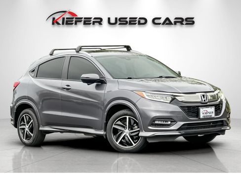 Used 2021 Honda HR-V Touring image 2