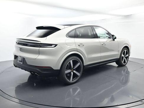 Certified 2026 Porsche Cayenne Coupe AWD/4WD image 15