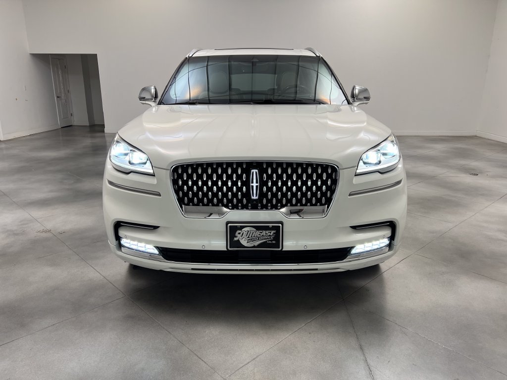 Used 2020 Lincoln Aviator Black Label w/ Dynamic Handling Package AWD/4WD image 3