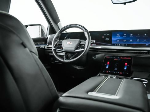 Used 2025 Cadillac Escalade V w/ LPO, Floor Liner Package AWD/4WD image 45