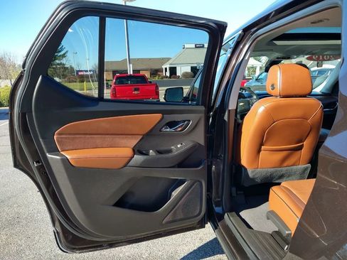 Used 2019 Chevrolet Traverse High Country image 40