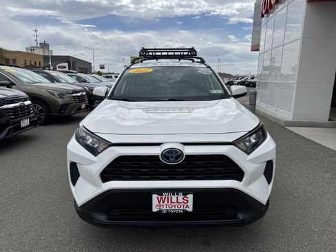 Used 2022 Toyota RAV4 LE AWD/4WD image 5