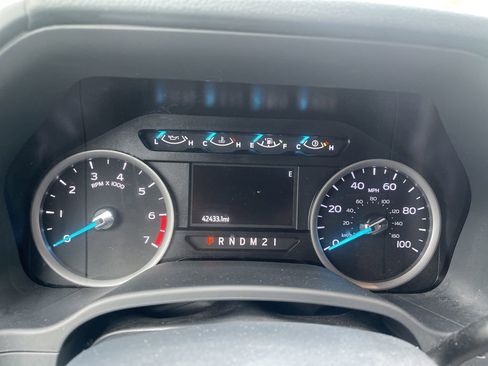 Used 2022 Ford F250 XLT w/ XLT Premium Package AWD/4WD image 15