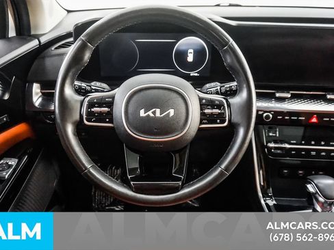 Used 2022 Kia Carnival SX Prestige FWD image 24