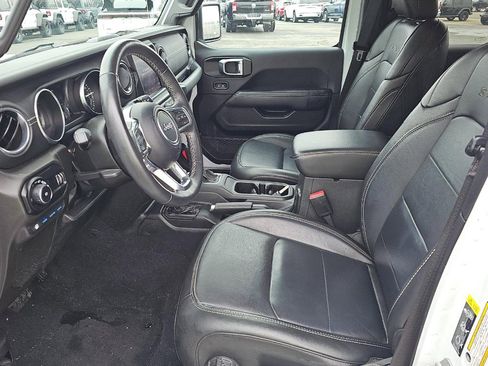 Used 2023 Jeep Wrangler Unlimited Sahara w/ Cold Weather Group image 7