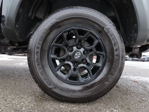 Used 2023 Toyota Tacoma SR5 image 11