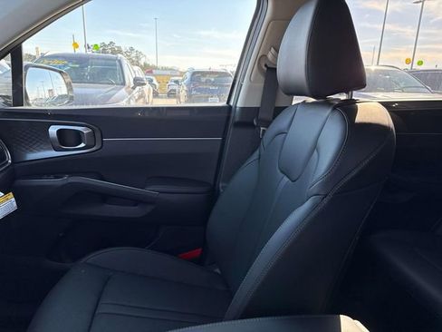 New 2026 Kia Sorento S w/ S Panoramic Sunroof Package FWD image 19
