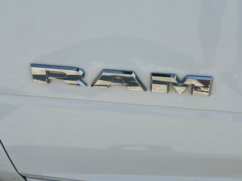 Used 2021 RAM 3500 Tradesman w/ Chrome Appearance Group image 8