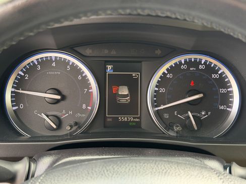 Used 2017 Toyota Highlander Limited w/ Protection Package #3 image 19