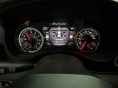 Used 2022 RAM 1500 Lone Star image 6