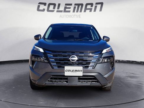 Used 2024 Nissan Rogue SV image 8