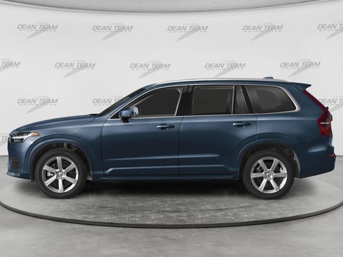 Used 2024 Volvo XC90 B5 Plus w/ Protection Package Premier AWD/4WD image 3