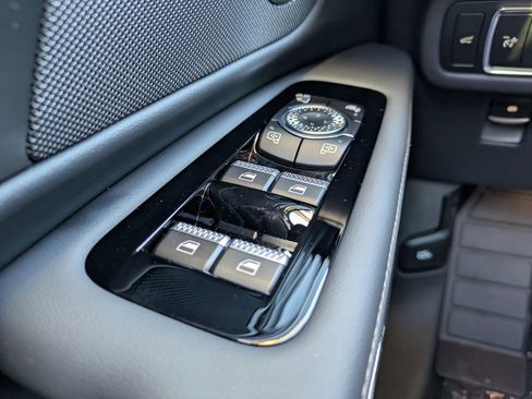 New 2026 Lincoln Nautilus Reserve image 29