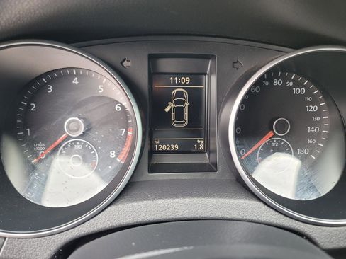 Used 2013 Volkswagen GTI 2-Door FWD image 13