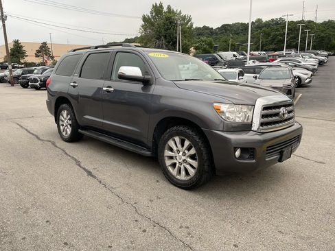 Used 2014 Toyota Sequoia Limited AWD/4WD image 6