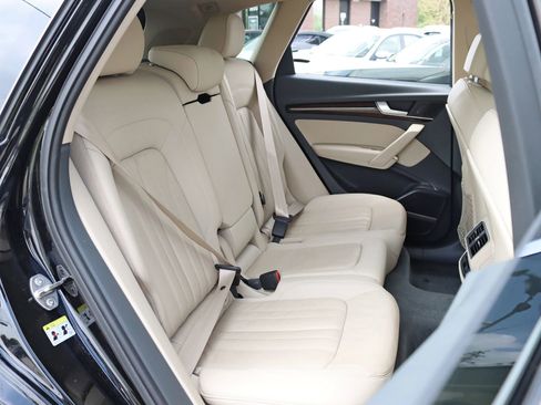 Used 2018 Audi Q5 2.0T Premium Plus w/ Premium Plus Package image 32