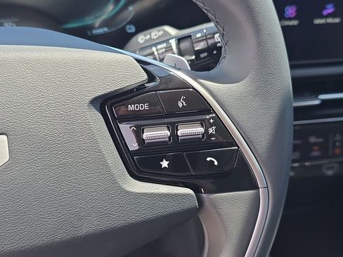 New 2026 Kia Niro EX FWD image 30