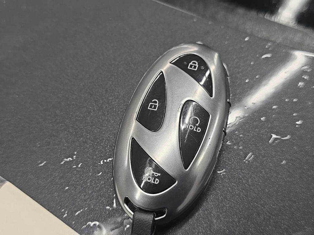 Certified 2024 Hyundai Kona Limited AWD/4WD image 39