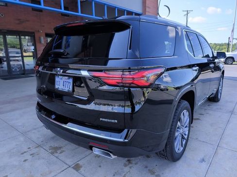 Used 2023 Chevrolet Traverse Premier w/ LPO, Floor Liner Package FWD image 9